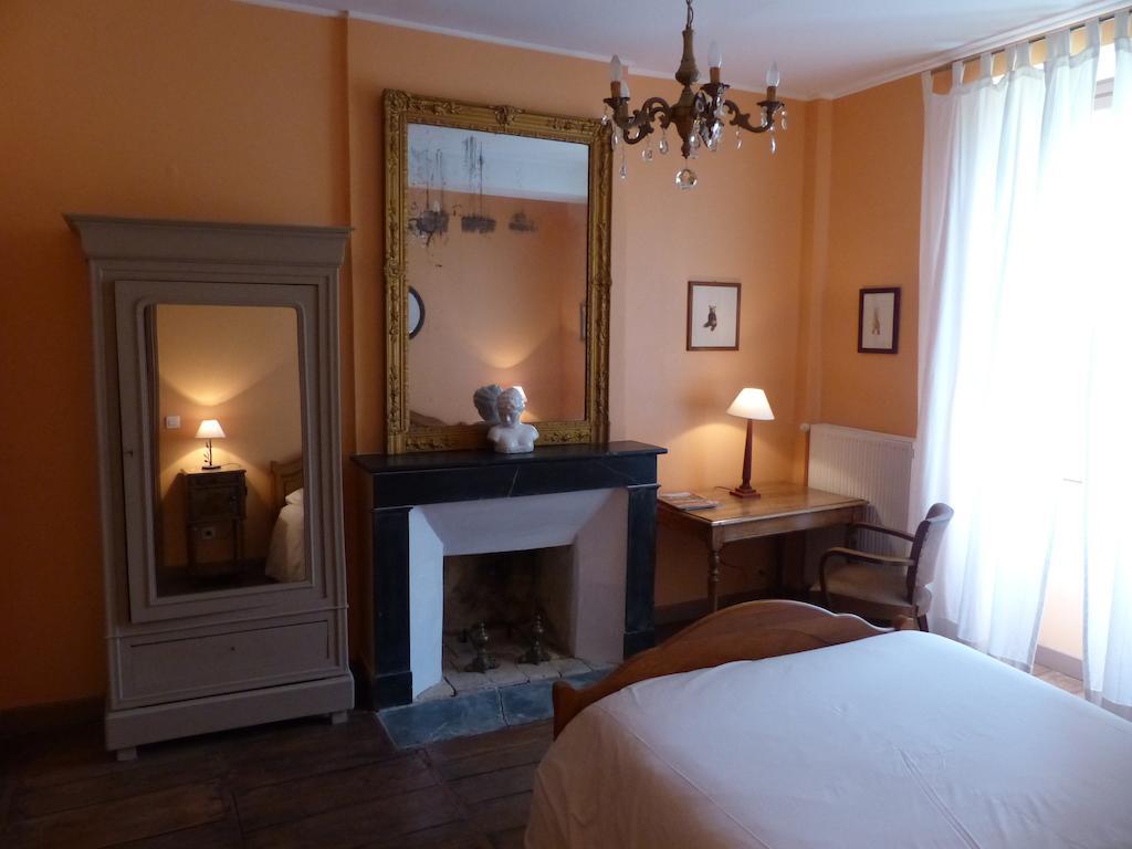 Le Domaine De Panissac Bed & Breakfast Berneuil  Room photo