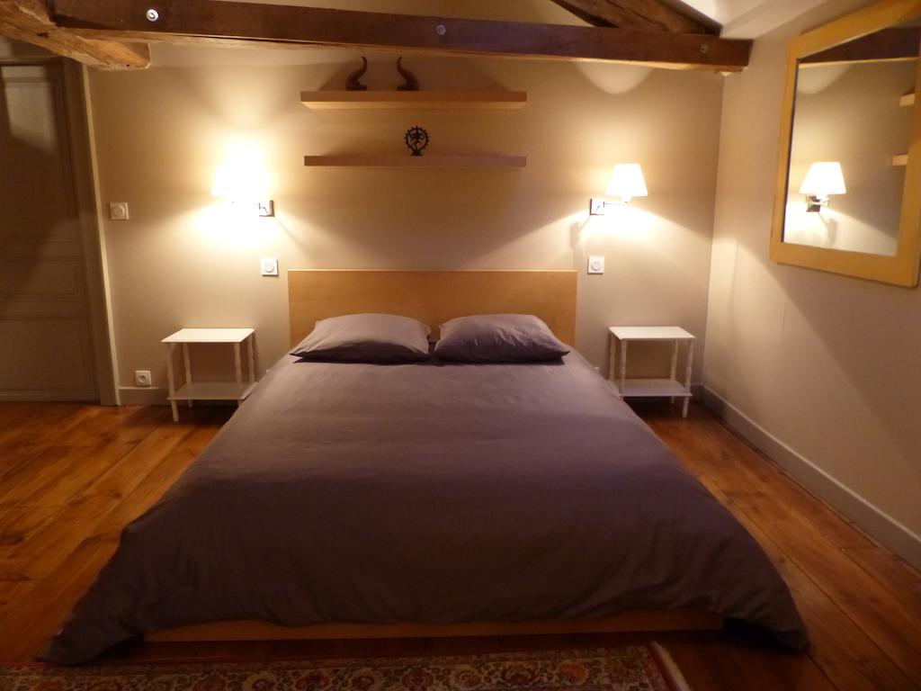 Le Domaine De Panissac Bed & Breakfast Berneuil  Room photo
